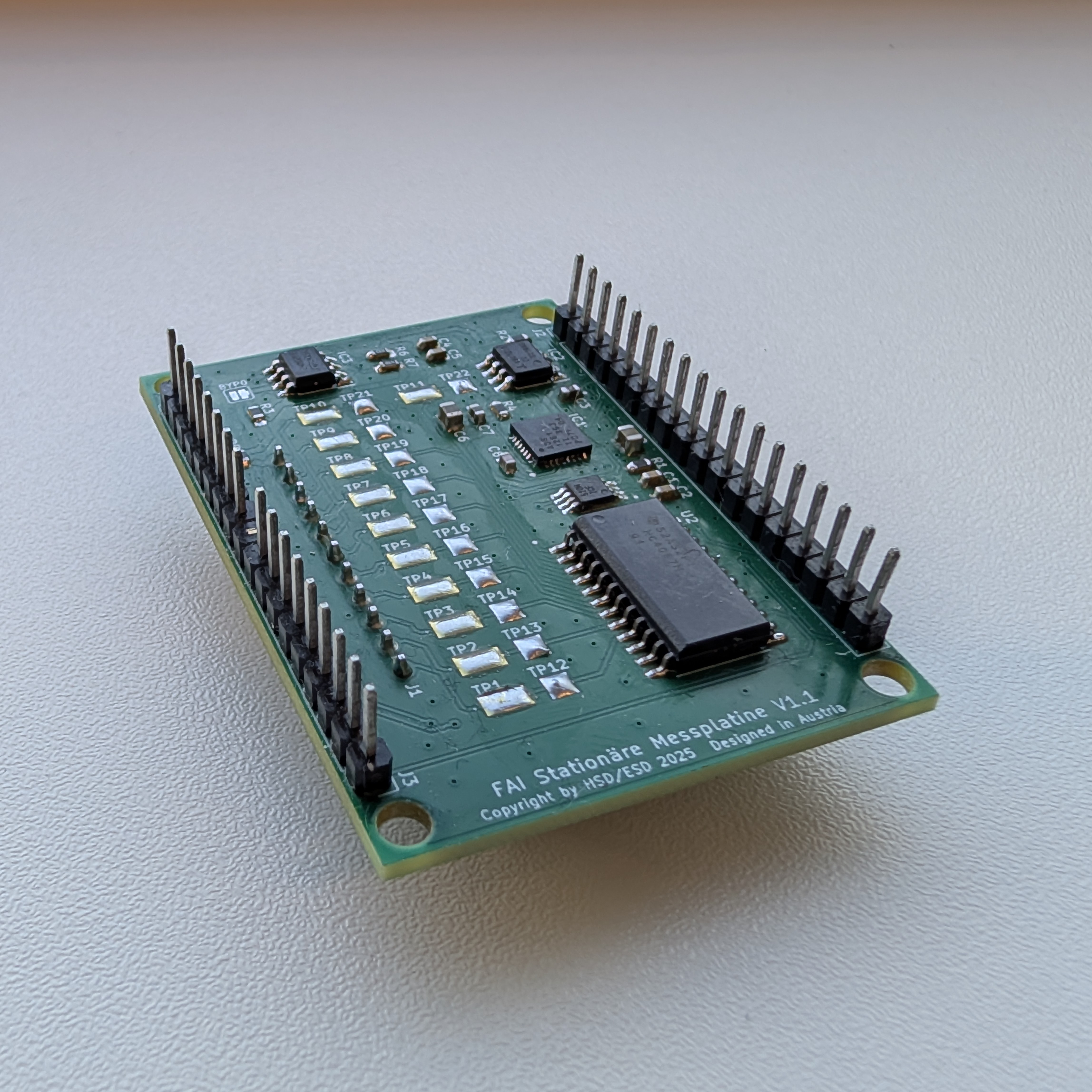 Stationary HAT Vorne